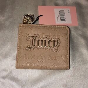 Juicy Couture Cafe Upgrade U L-Zip Faux Leather Card Case NWT